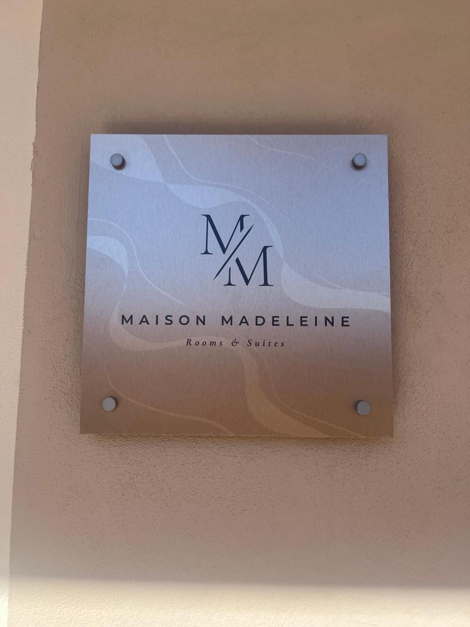 Maison Madeleine Λα Μανταλένα Εξωτερικό φωτογραφία