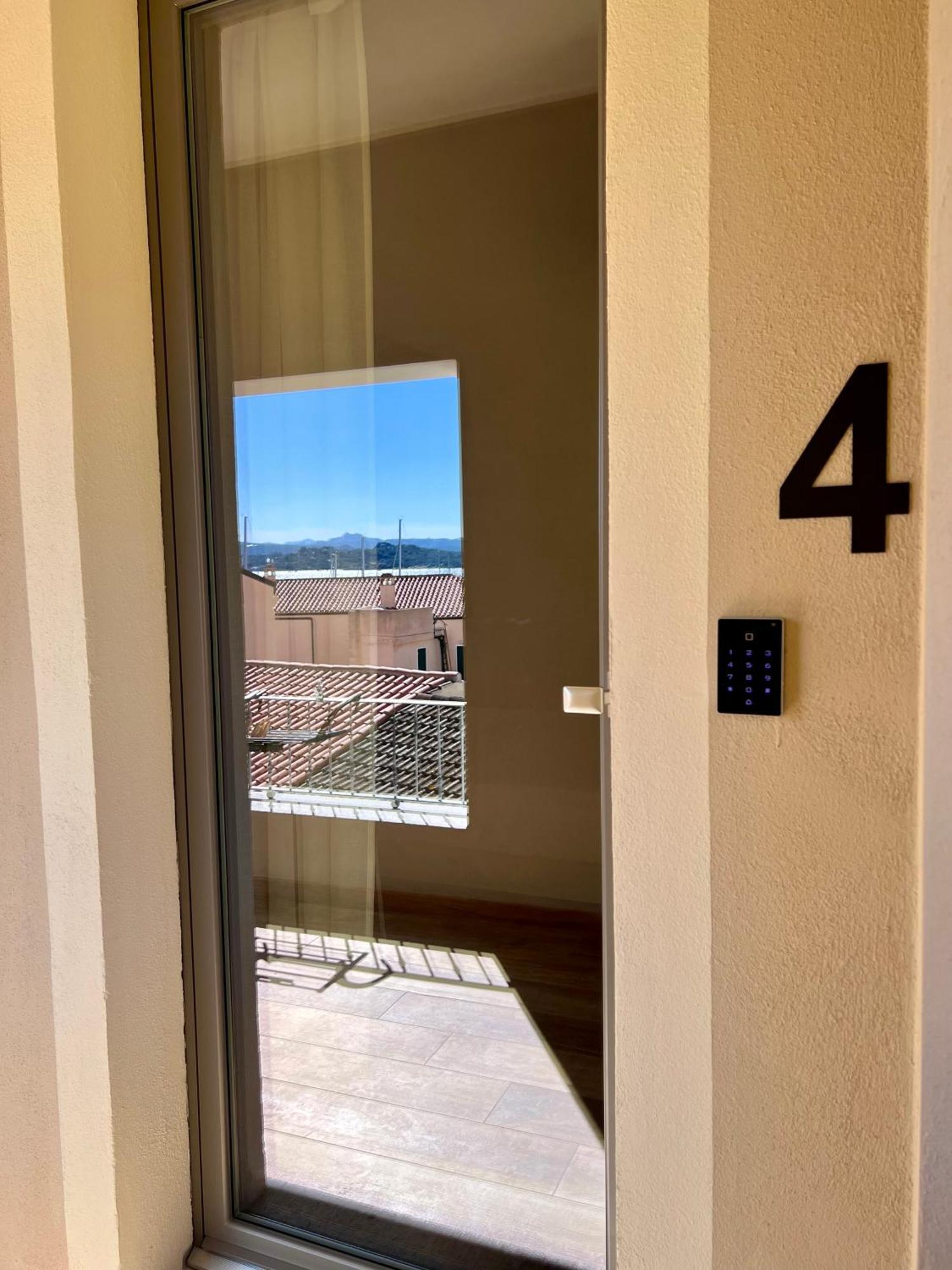 Maison Madeleine Λα Μανταλένα Εξωτερικό φωτογραφία